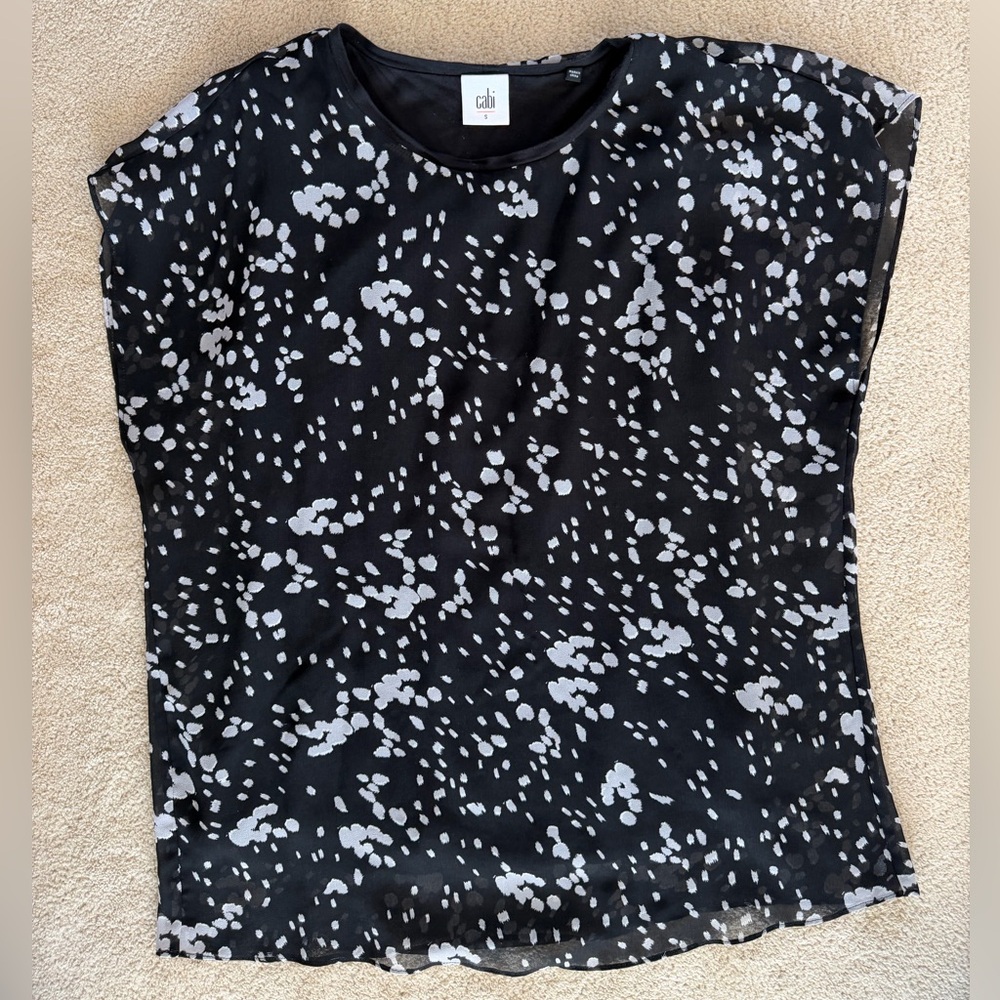 CAbi Black and White Dot-Print Cap Sleeve Blouse